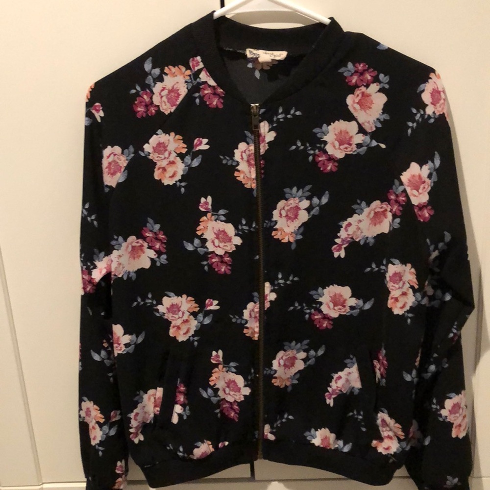 Floral Zip-up Jacket